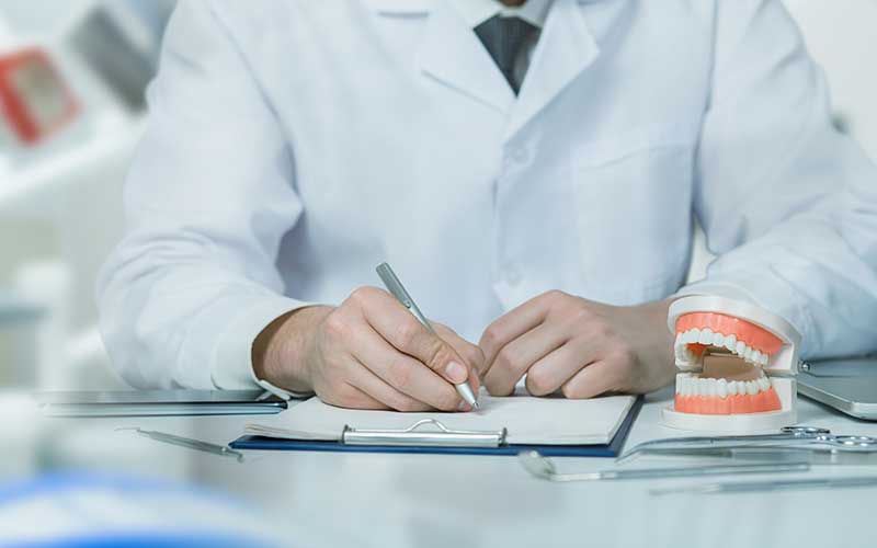 日本矯正歯科学会認定医に​よる​矯正治療